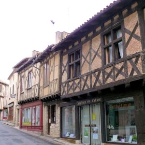 Issigeac | Things to See and Do in Issigeac, France